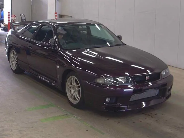 Nissan Skyline GTR R33