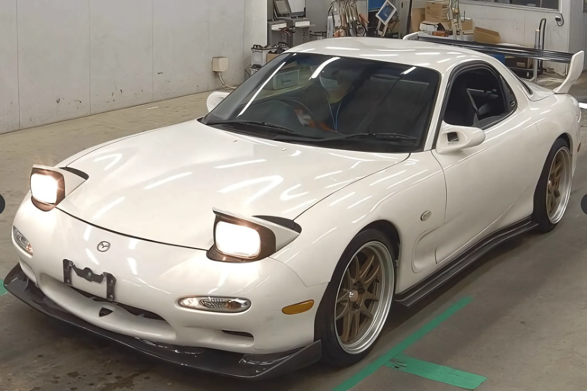 Mazda Rx7, miniatura 3