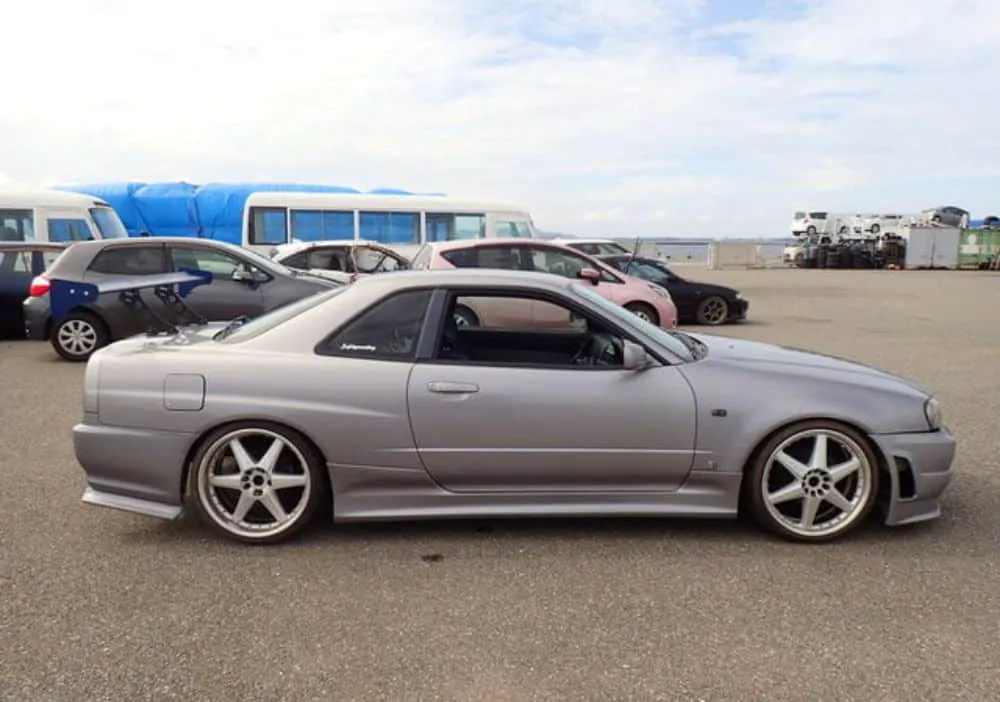Nissan Skyline R34, miniatura 7