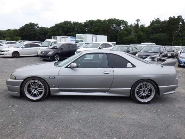Nissan Skyline r33, miniatura 3
