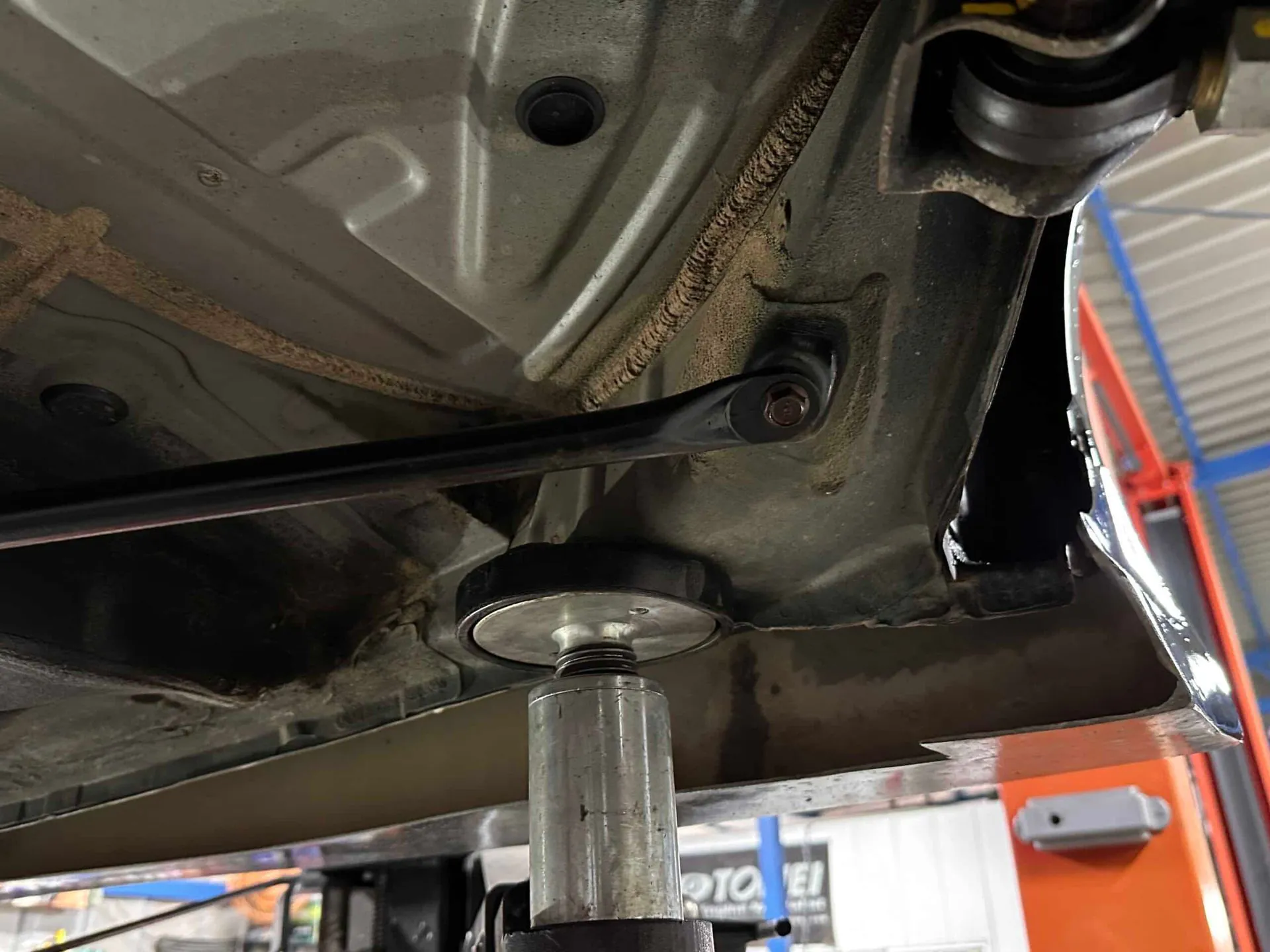 Toyota Chasser, thumbnail 17
