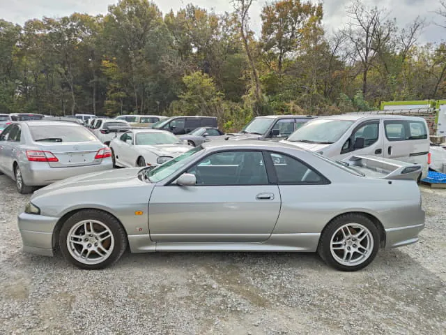 Nissan Skyline GTR R33, miniatura 3